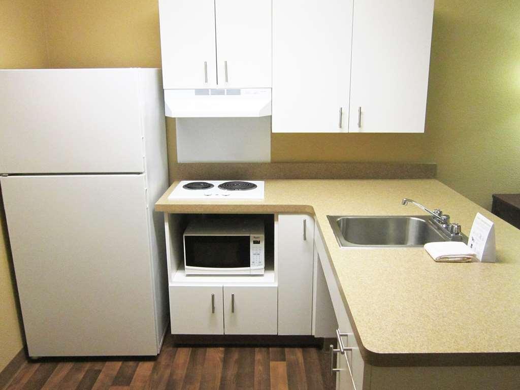 Hotel Extended America - - Southwest Lubbock